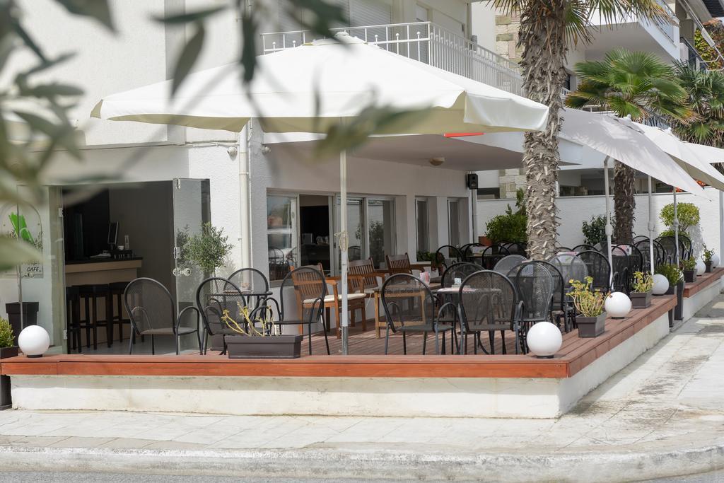 Korali Hotel Paralía Esterno foto